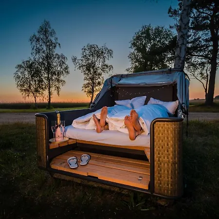 Marina Martinshafen - Life * Sagard